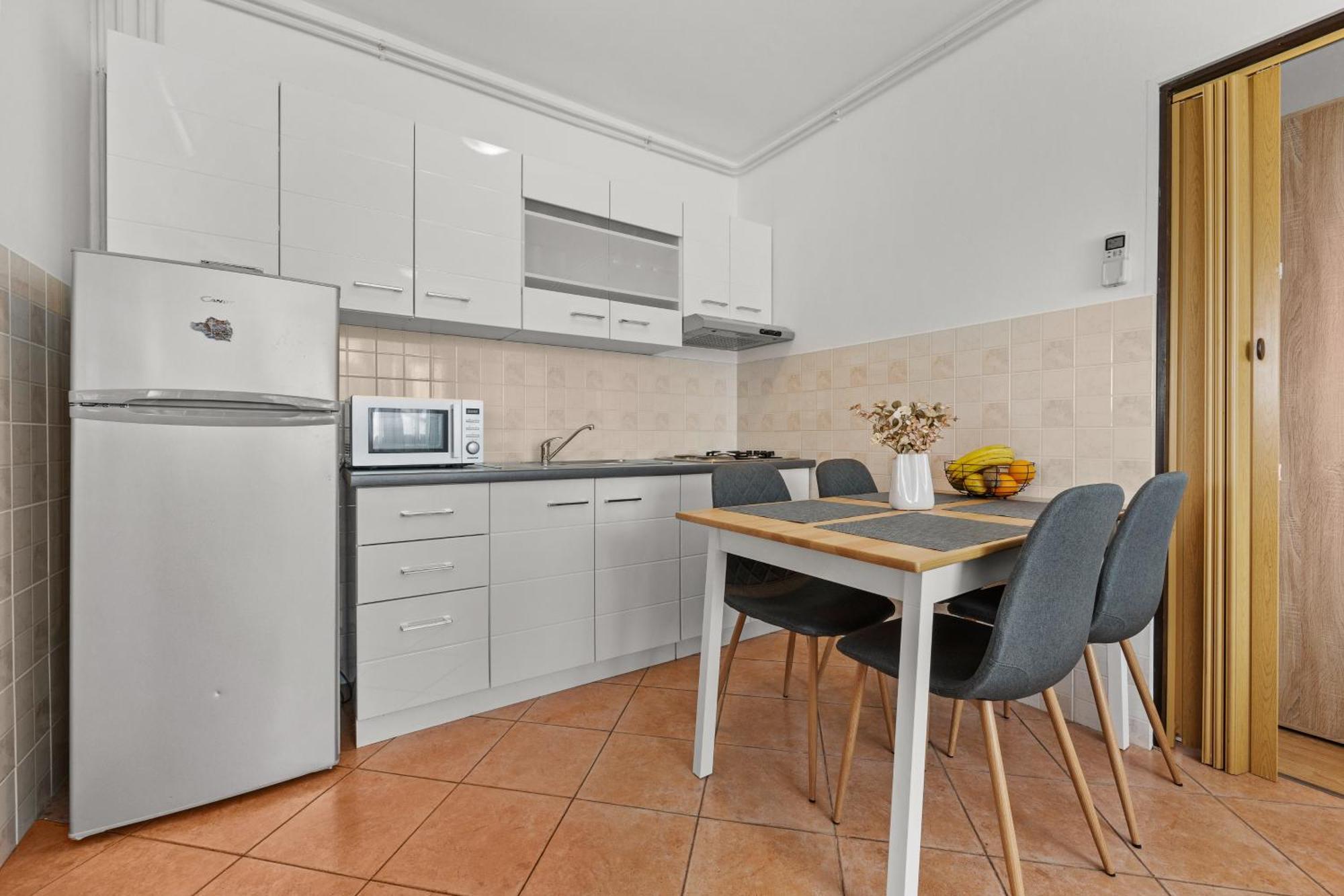 Apartment Danica Valtura Buitenkant foto